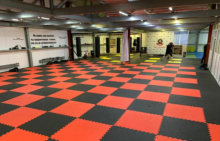 Зал единоборств